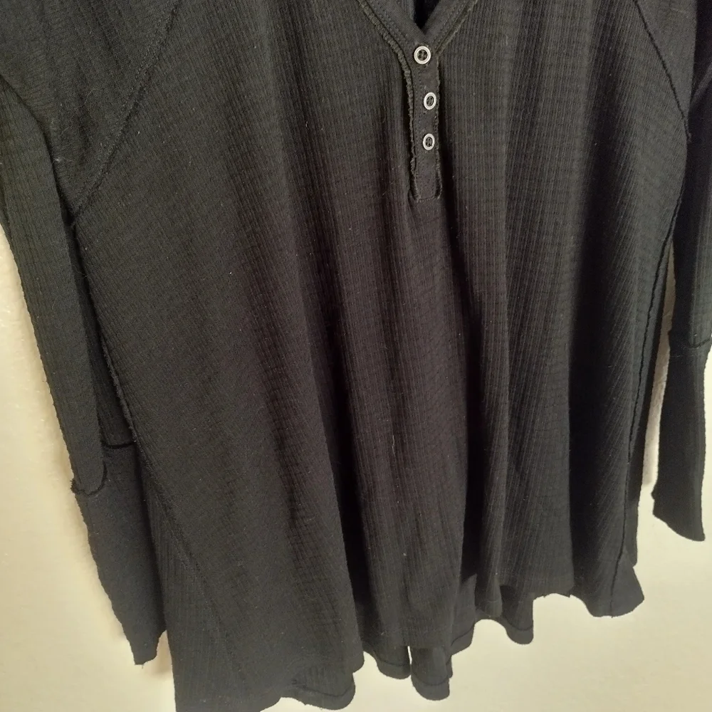 Free People we the free Citrine Textured Cotton Blend Top Black Sz M